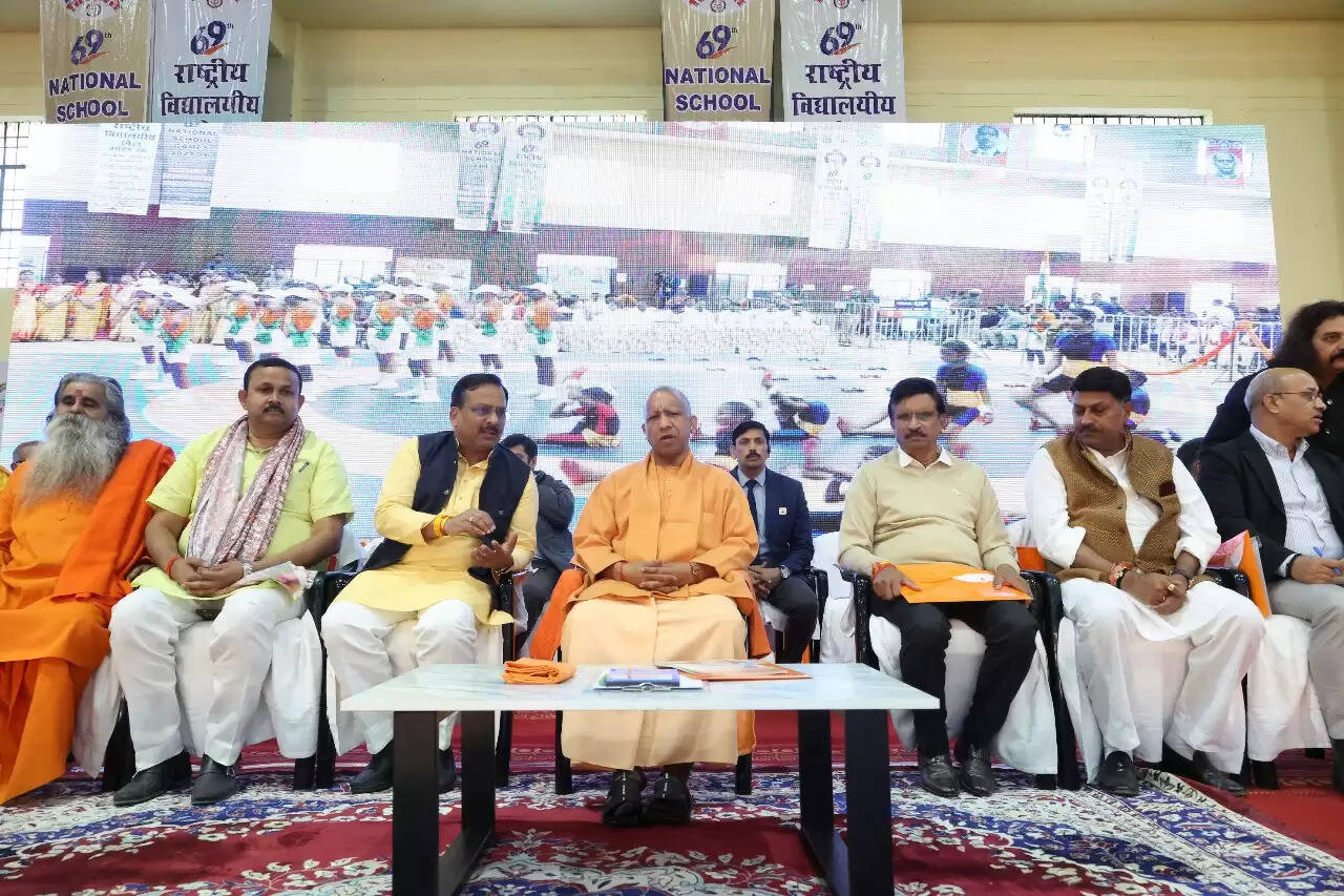 खेल समय बर्बाद करने का नहीं, बल्कि हमारे जीवन के सर्वांगीण विकास का माध्यम है : योगी आदित्यनाथ