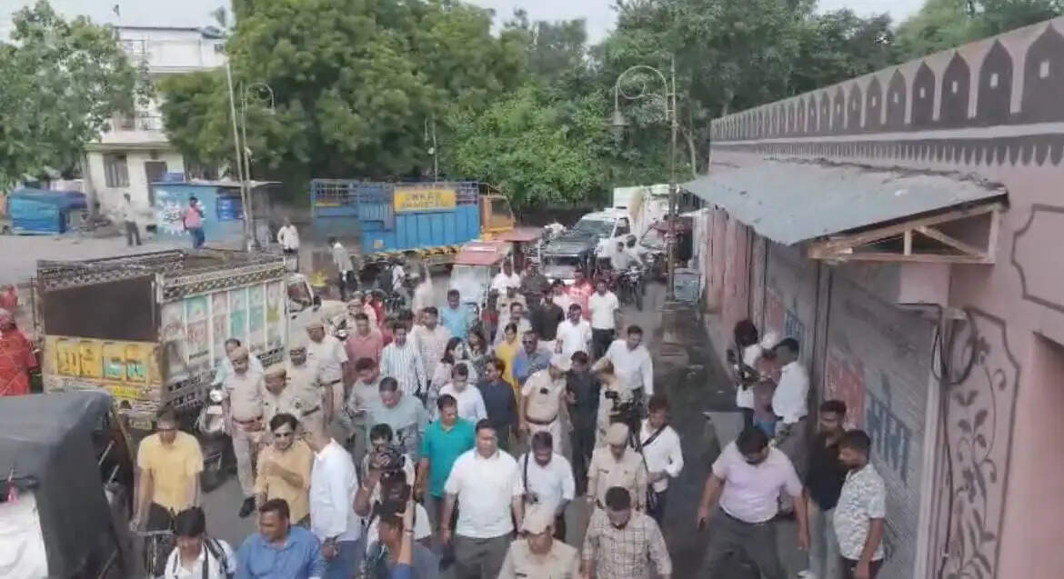 स्वच्छ जयपुर – स्वस्थ जयपुर अभियान: परकाेटा क्षेत्र में चला विशेष स्वच्छता अभियान