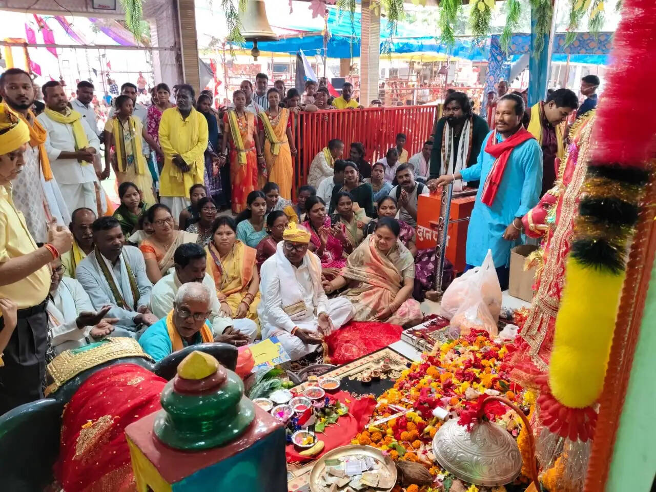सप्तमी पर मां अंगारमोती के दरबार में उमड़ा आस्था का सैलाब, जस गीतों पर झूमे श्रद्धालु