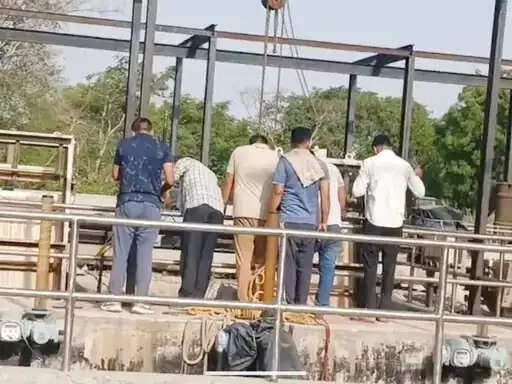 फरीदाबाद : सीवरेज टैंक में गिरने से दो युवकों की मौत