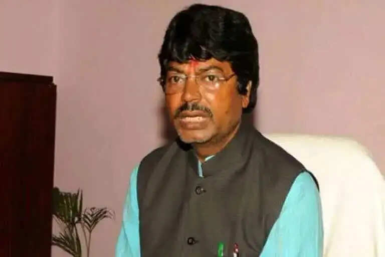 झारखंड कांग्रेस के अध्यक्ष ने योगेंद्र साव के निष्का्सन को किया रदद
