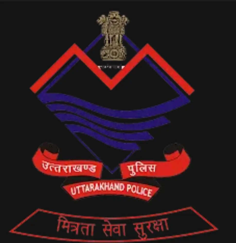 सितारगंज तहसील में संग्रह अमीन और वरिष्ठ सहायक रिश्वत लेते गिरफ्तार