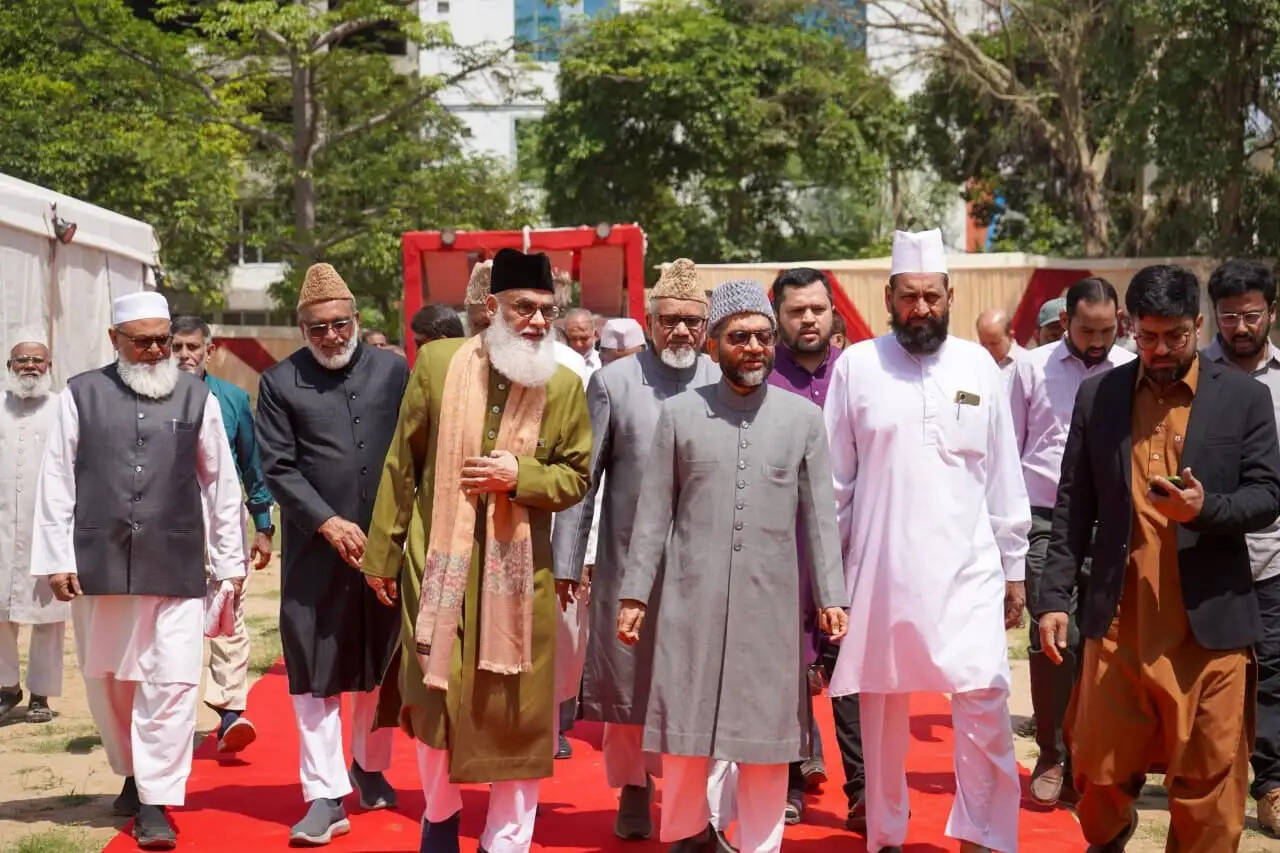 भारतीय मुसलमानों के गौरवशाली इतिहास पर पांच दिवसीय प्रदर्शनी का उद्घाटन