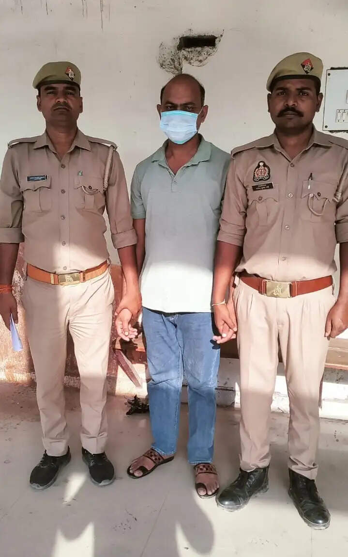 बहराइच : करोड़ो की चरस के साथ तस्कर गिरफ्तार