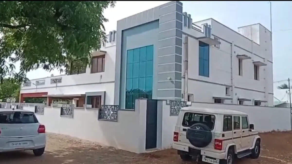 द्रमुक विधायक सेंथिल बालाजी के घर समेत छह ठिकानों पर डीवीएसी का छापा