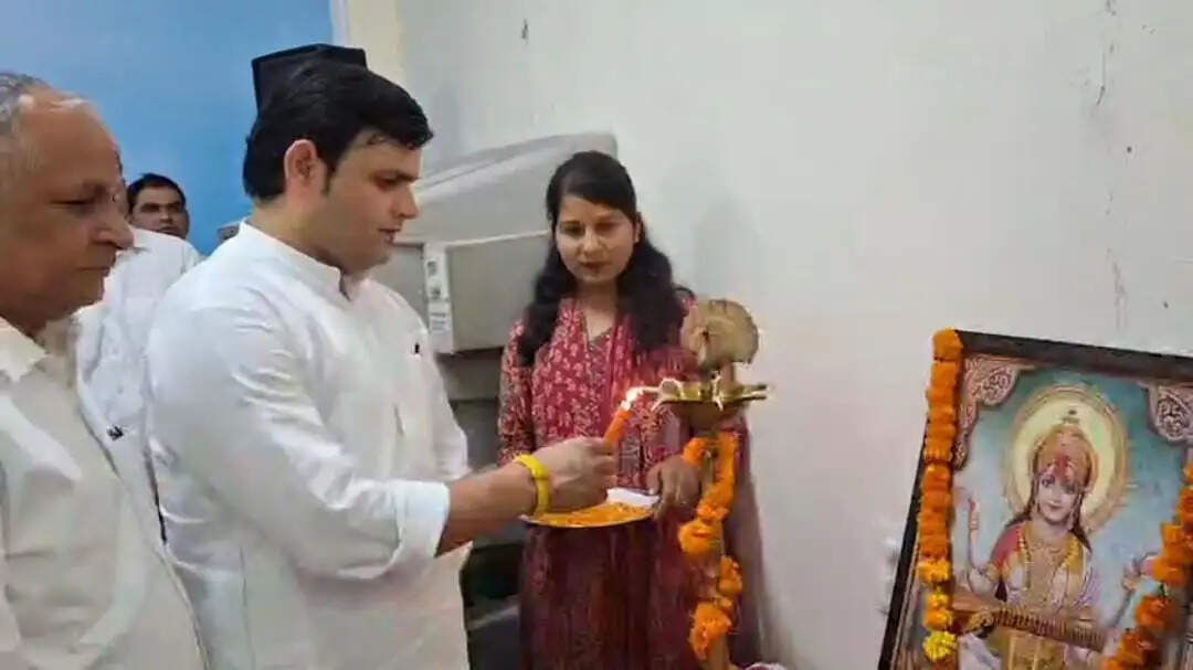 आए दिन नए कीर्तिमान स्थापित कर रहा रेलवे:गौरव गौतम