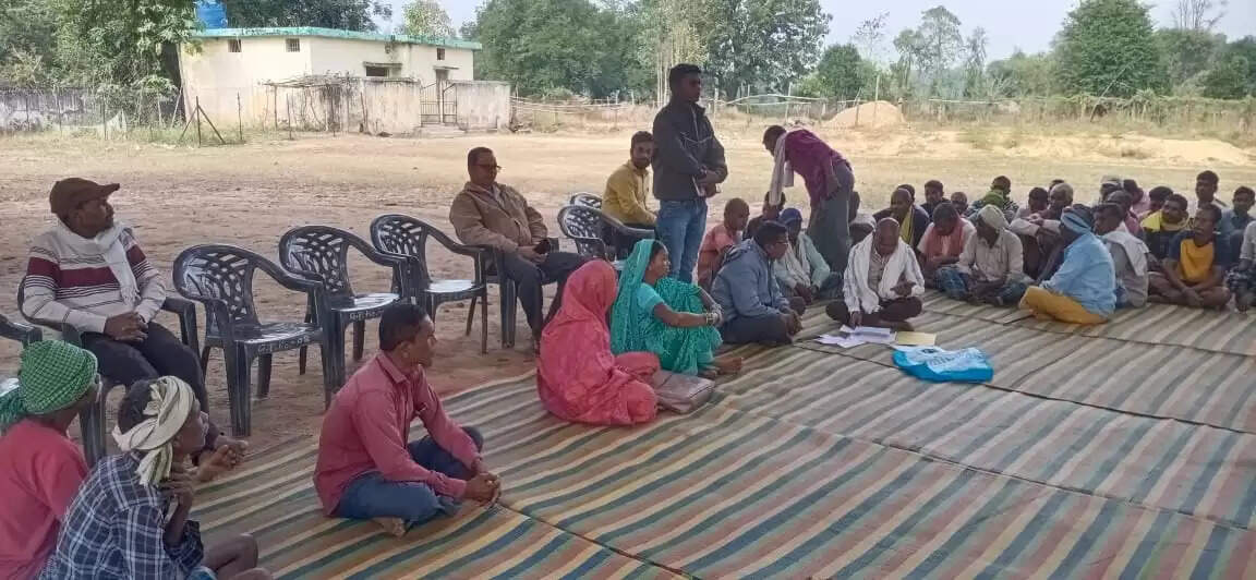 नशामुक्त ग्राम बनाने कोलियारी के ग्रामीणों ने लिया संकल्प