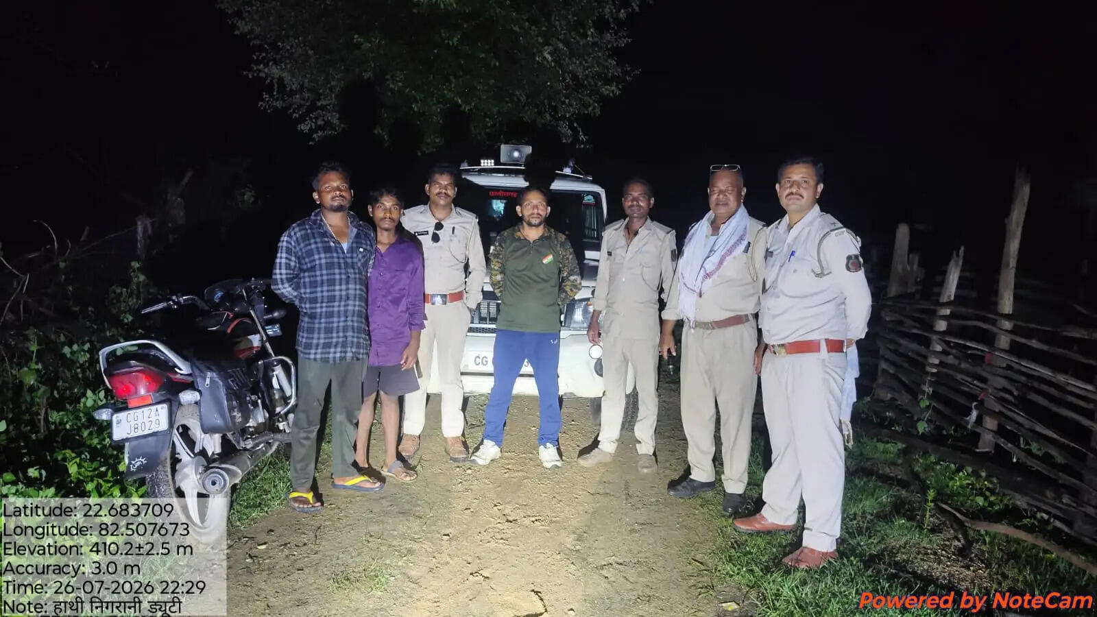 कटघोरा वनमंडल में लोनर हाथी का कहर जारी, बंजारी में तीन मकान तोड़े