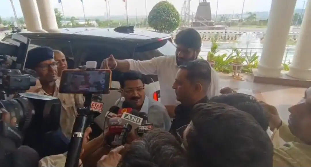 झारखंड राज्यसभा चुनाव : दो सीटों के लिए मतदान जारी, शाम 5 बजे से होगी मतगणना