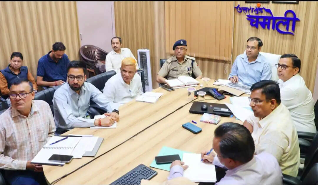 चारधाम यात्रा मे यातायात व्यवस्था होगी सुदृढ़, ओवरस्पीड व बाईकर्स पर रहेगी नजर
