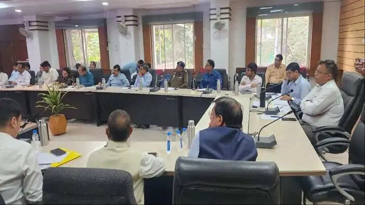 इंदौरः शहर के चिन्हित हॉटस्पॉट क्षेत्रों में एयर पॉल्यूशन कम करने के लिए विशेष एक्शन प्लान