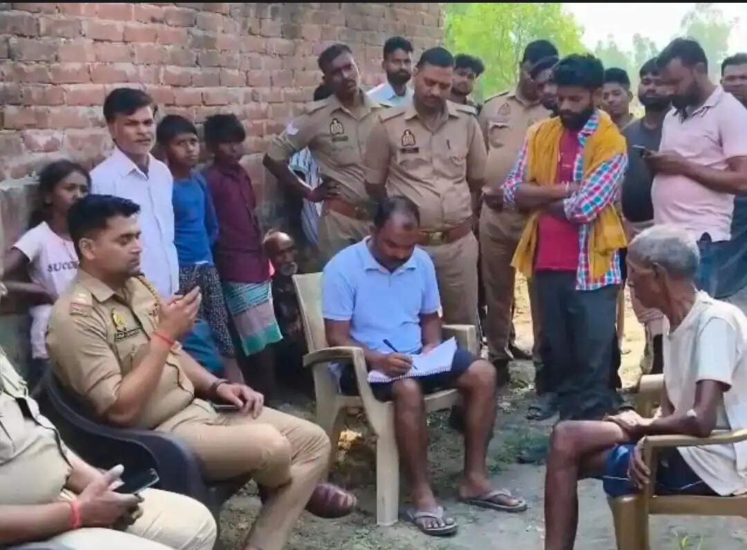 घर में मिला महिला का शव, हत्या की आशंका