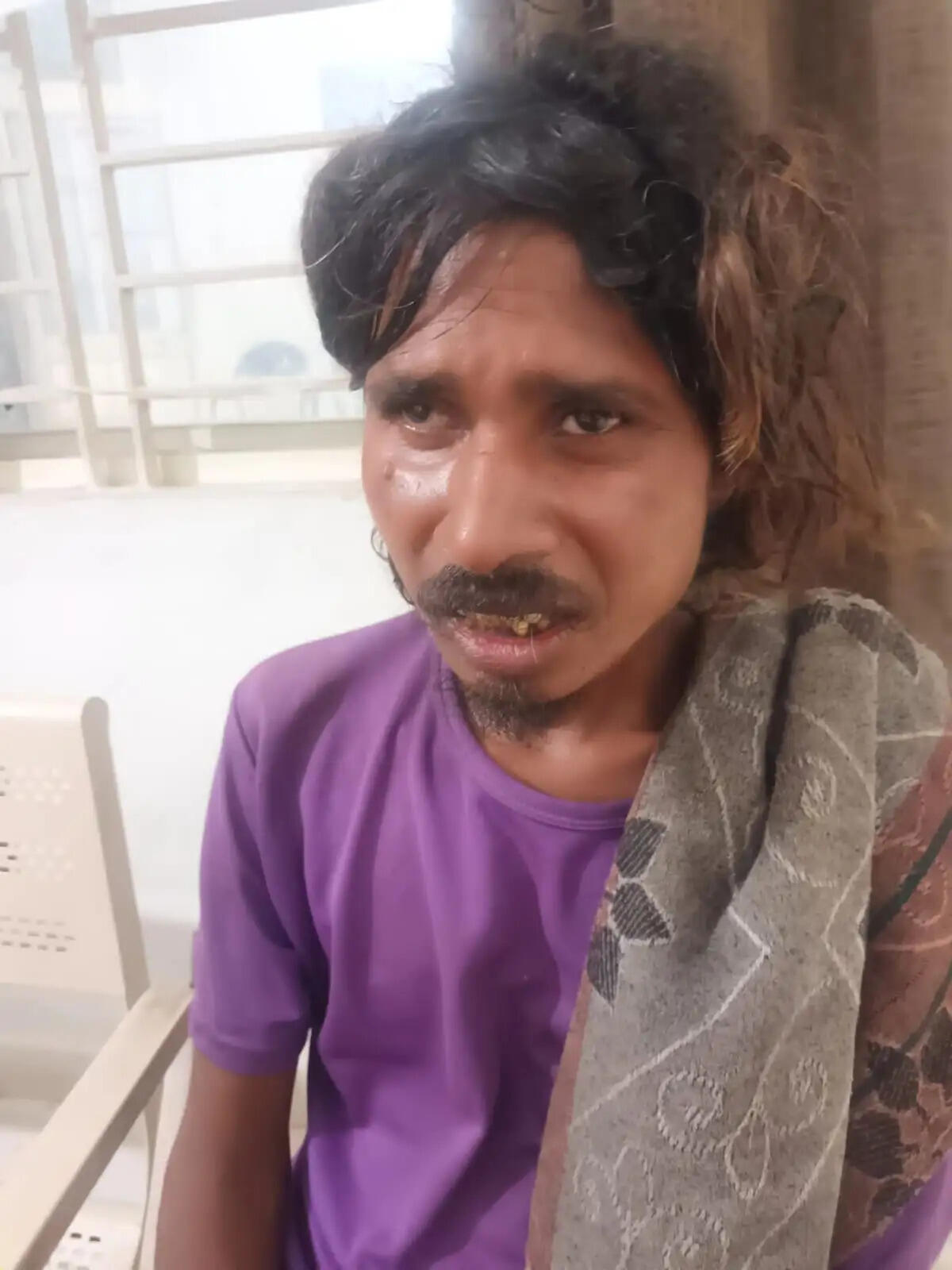 शहडोल में दिनभर मांगता है भीख, रात में जंगल में ठिकाना; पहचान और गतिविधियों को लेकर उठे सवाल