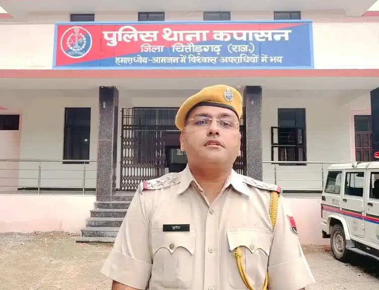 वृद्ध से 9.90 लाख रुपये की ऑनलाइन धोखाधड़ी, सीकर से एक अभियुक्त गिरफ्तार