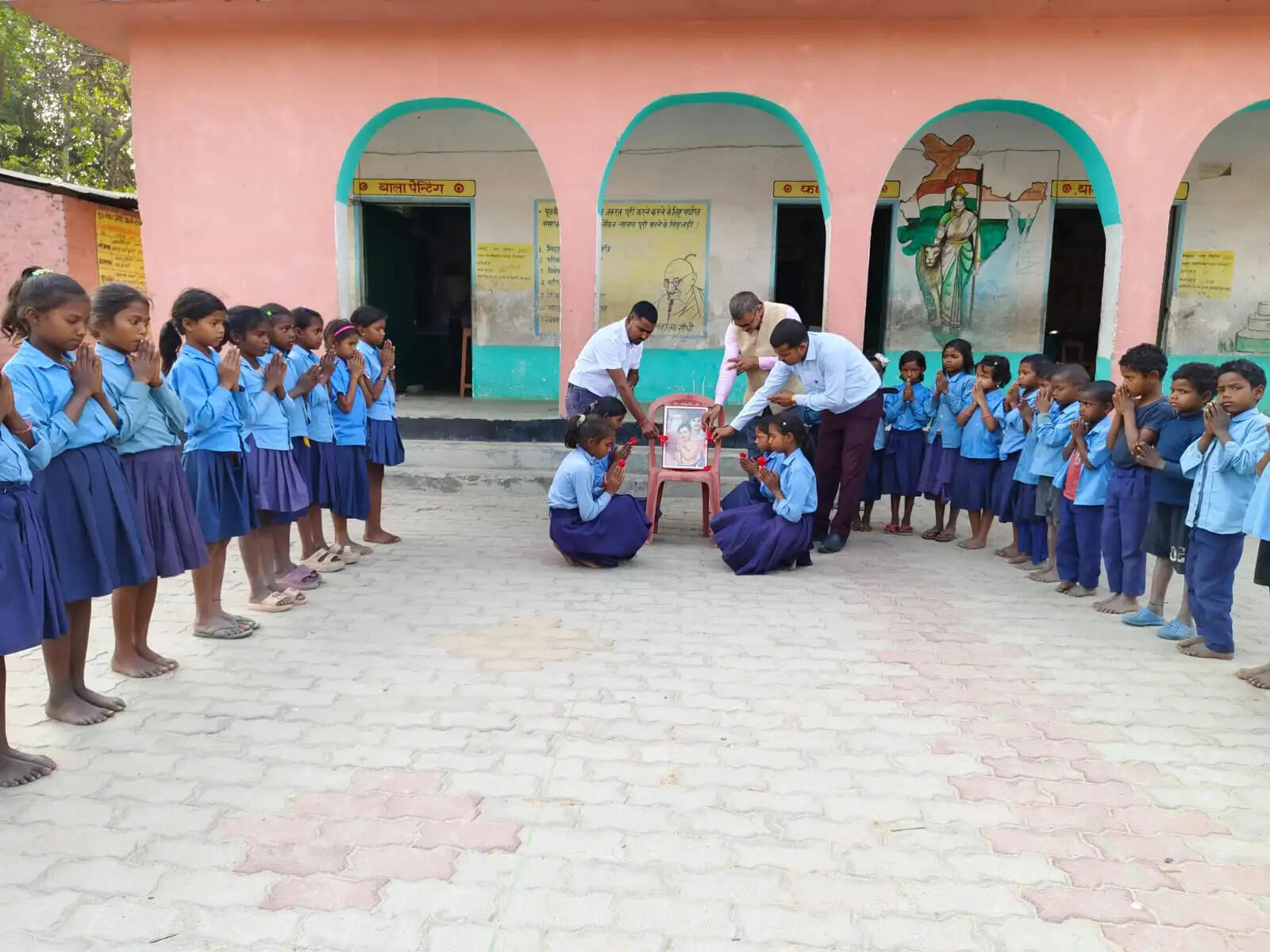 पुण्यतिथि पर अमर स्वतंत्रता सेनानी चंद्रशेखर आजाद को दी गई श्रद्धांजलि