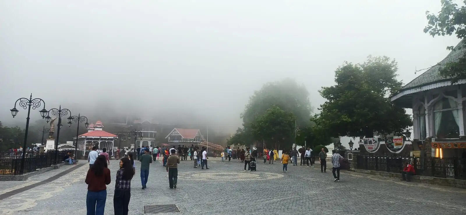(राउंड अप) हिमाचल में एक हफ्ते तक भारी बारिश का अलर्ट, 209 सड़कें बंद, मकान गिरने से मां-बेटी की मौत