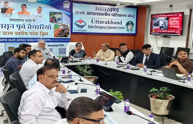 ज्योतिर्मठ में पुनर्वास और पुनर्निर्माण कार्यों में और लाएं तेजी