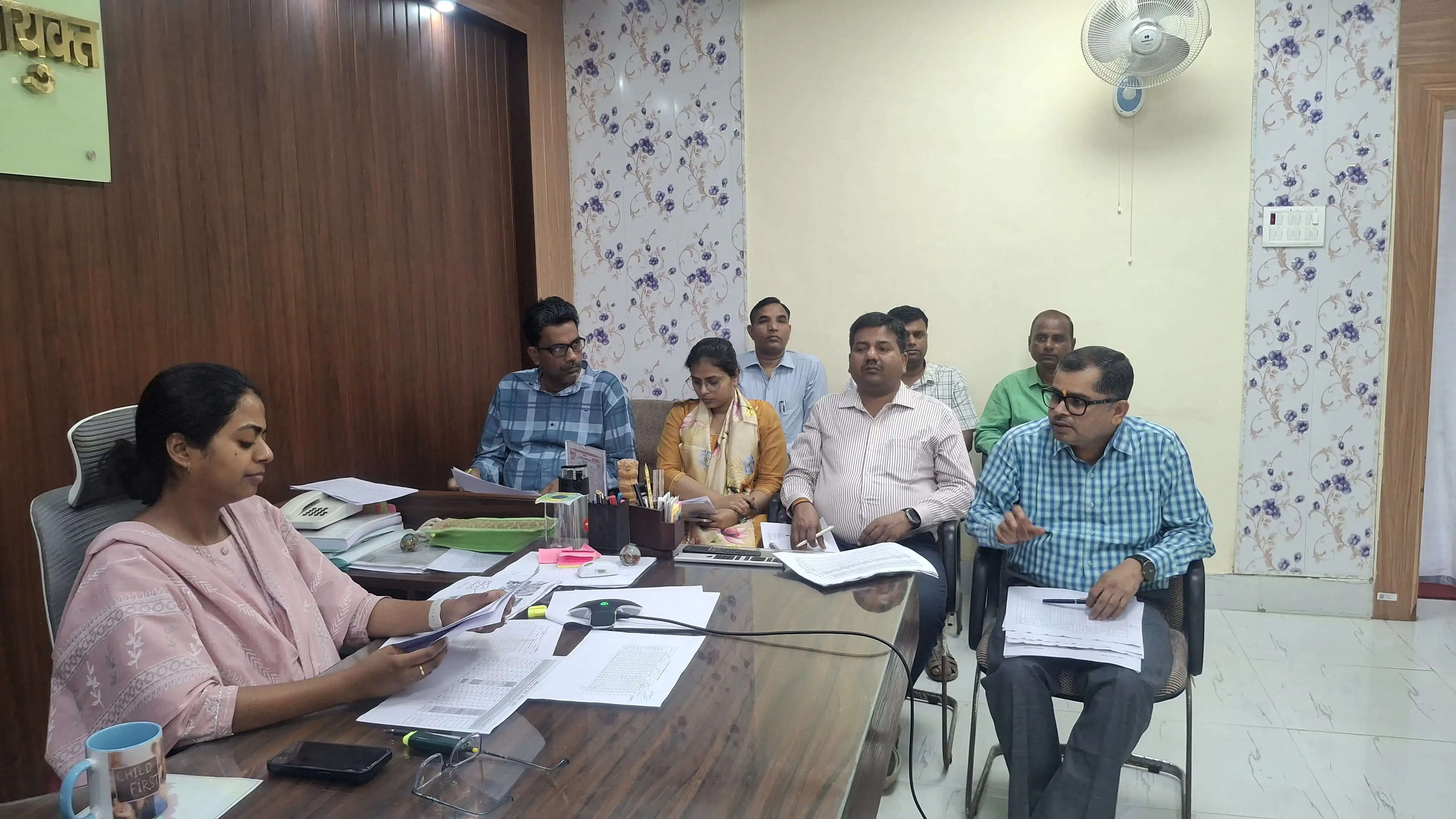 हर खेत तक सिंचाई योजना की समीक्षा, एक सप्ताह में सीमांकन और नक्शा तैयार करने का निर्देश