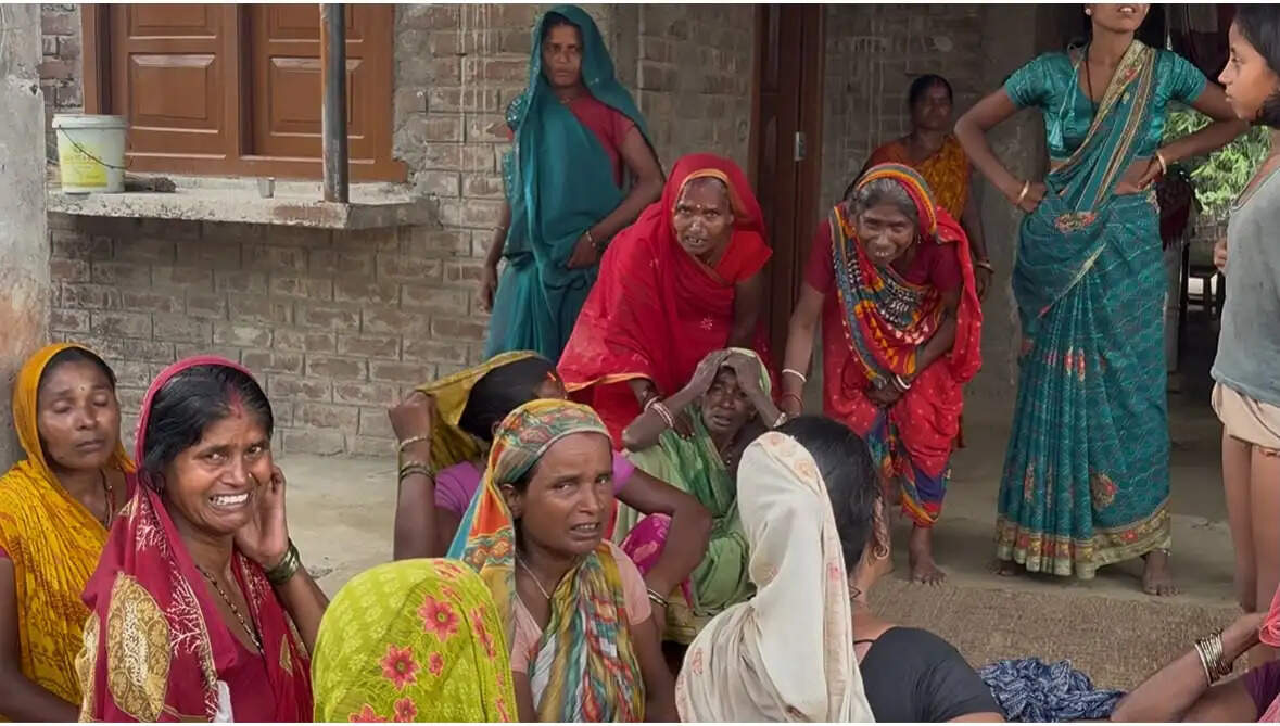पिपरा में 24 घंटे के अंदर रेलवे पटरी किनारे मिलीं दो लाशें, इलाके में सनसनी