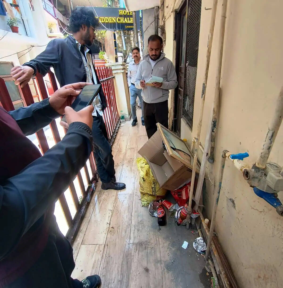ब्रॉडवे होटल पर 16 हजार रुपये का अर्थदण्ड, जल संयोजन विच्छेदित