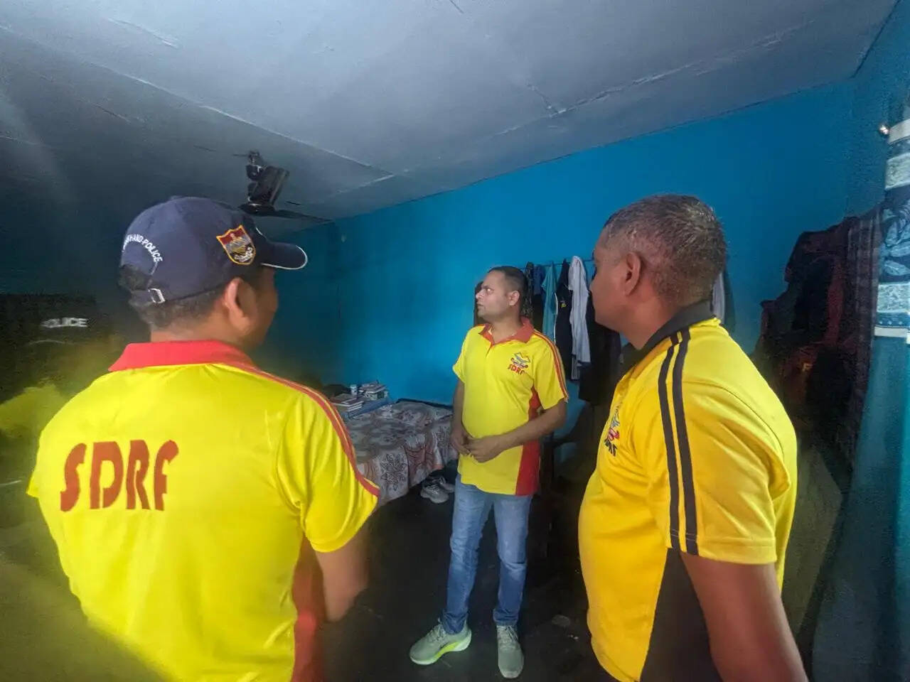 टिहरी में एसडीआरएफ पोस्ट का अचानक निरीक्षण, सेनानायक अर्पण यदुवंशी ने उपकरणों की जाँच की