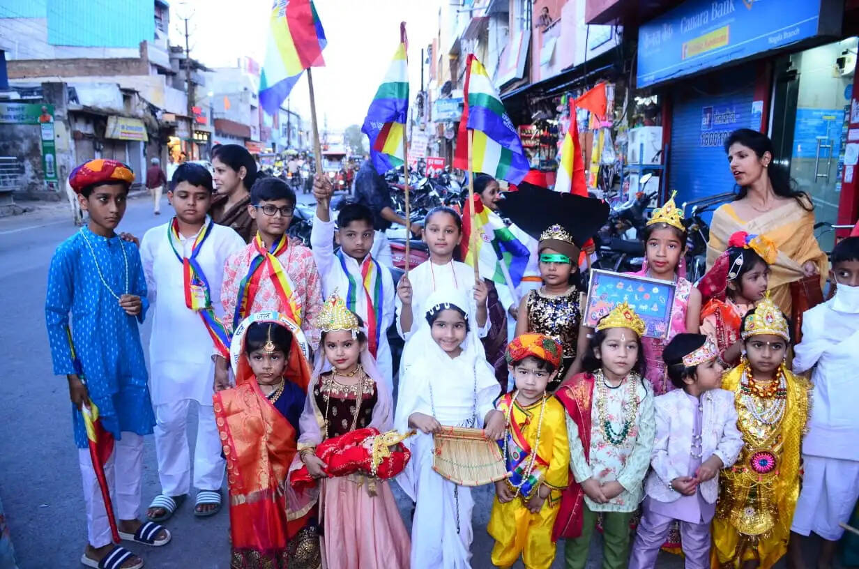 नागदा में महावीर जन्म कल्याणक महोत्सव: नन्हें कदमों ने जगाई आस्था