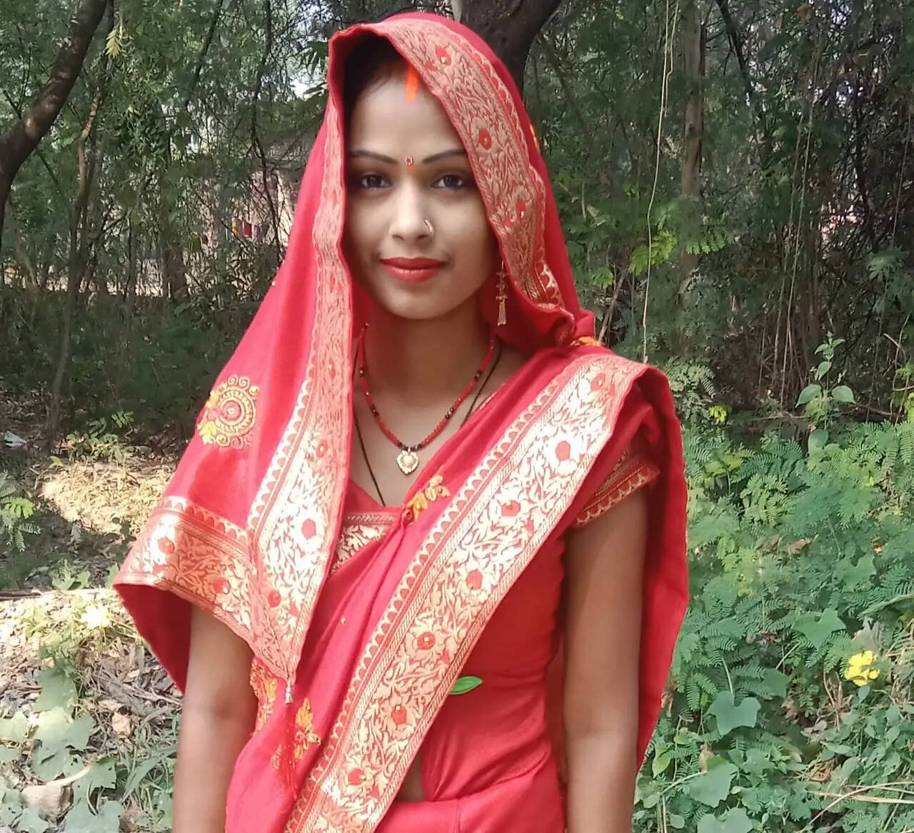 मासूम बेटी के सामने देवर ने भाभी की गला रेतकर की हत्या