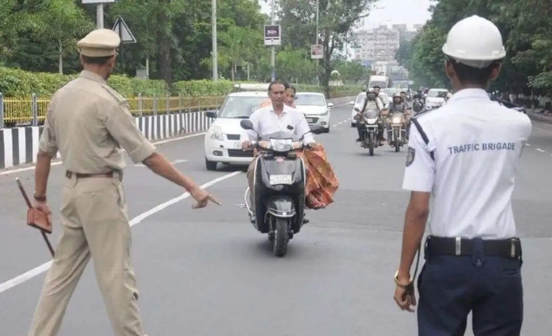 गुजरात में नई ट्रैफिक चालान व्यवस्था लागू, लाइसेंस निलंबन से वाहन जब्ती तक होगी कार्रवाई