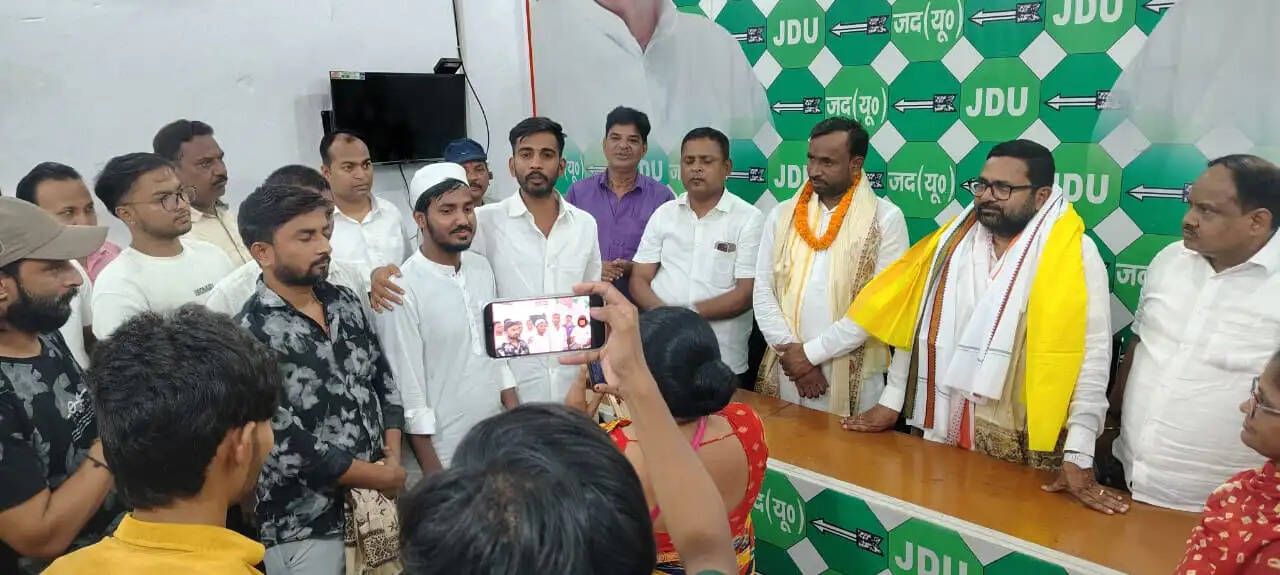 बिहार राज्य खाद्य आयोग के अध्यक्ष का किया स्वागत