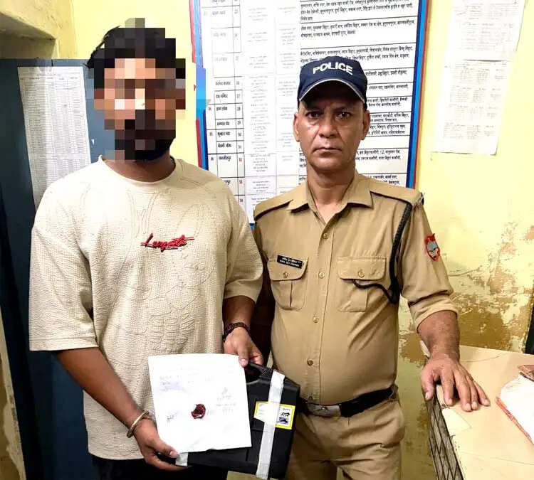 शादी समारोह में हर्ष फायरिंग करने वाला वांछित गिरफ्तार, पिस्टल बरामद