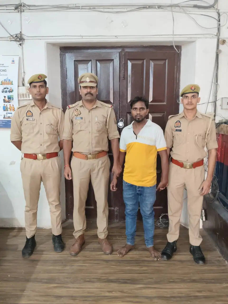 फर्जी जमानत के मामले में 25 हजार का इनामी गैंगस्टर गिरफ्तार