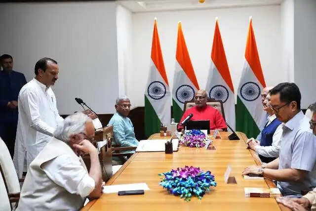 सभापति सी.पी. राधाकृष्णन ने नीरज डांगी को दिलाई राज्यसभा सदस्यता की शपथ