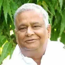 कृषि मंत्री के औचक निरीक्षणों में मूंगफली के बीजों की गुणवत्ता में बड़ी अनियमितता उजागर