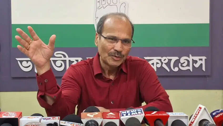 अधीर रंजन चौधरी ने केंद्र और राज्य सरकार पर साधा निशाना