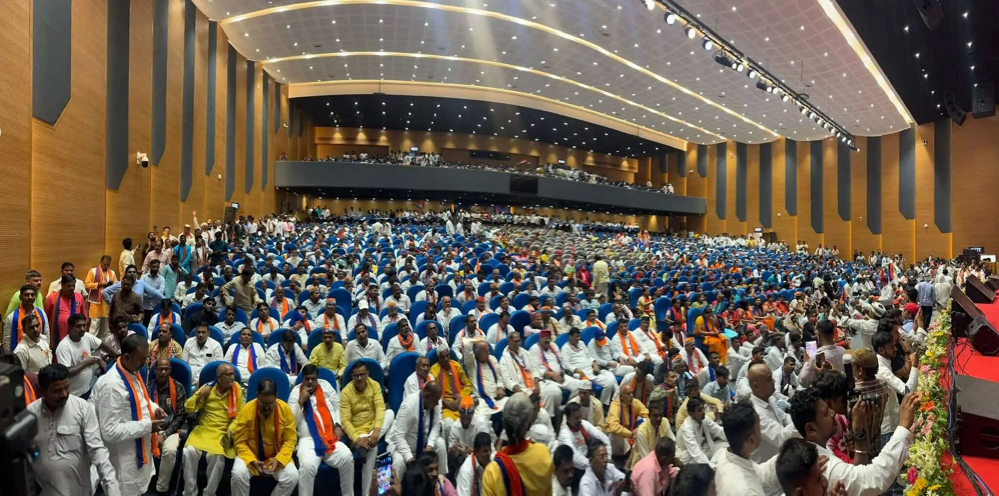 अपना दल (एस) ने डॉ. सोनेलाल पटेल की जयंती पर&nbsp;“जन स्वाभिमान दिवस” कार्यक्रम से किया 2027 चुनाव का&nbsp;शंखनाद
