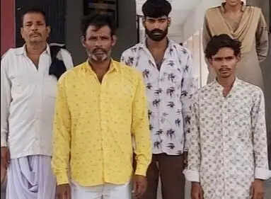 वृद्ध महिला को बंधक बनाकर मारपीट करने के मामले में 4 पुरुष और 3 महिलाएं गिरफ्तार