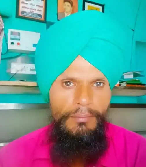 पंजाब के फतेहगढ़ साहिब में बेअदबी के आरोपित की हत्या, तेजधार हथियार से गर्दन व हाथ काटा