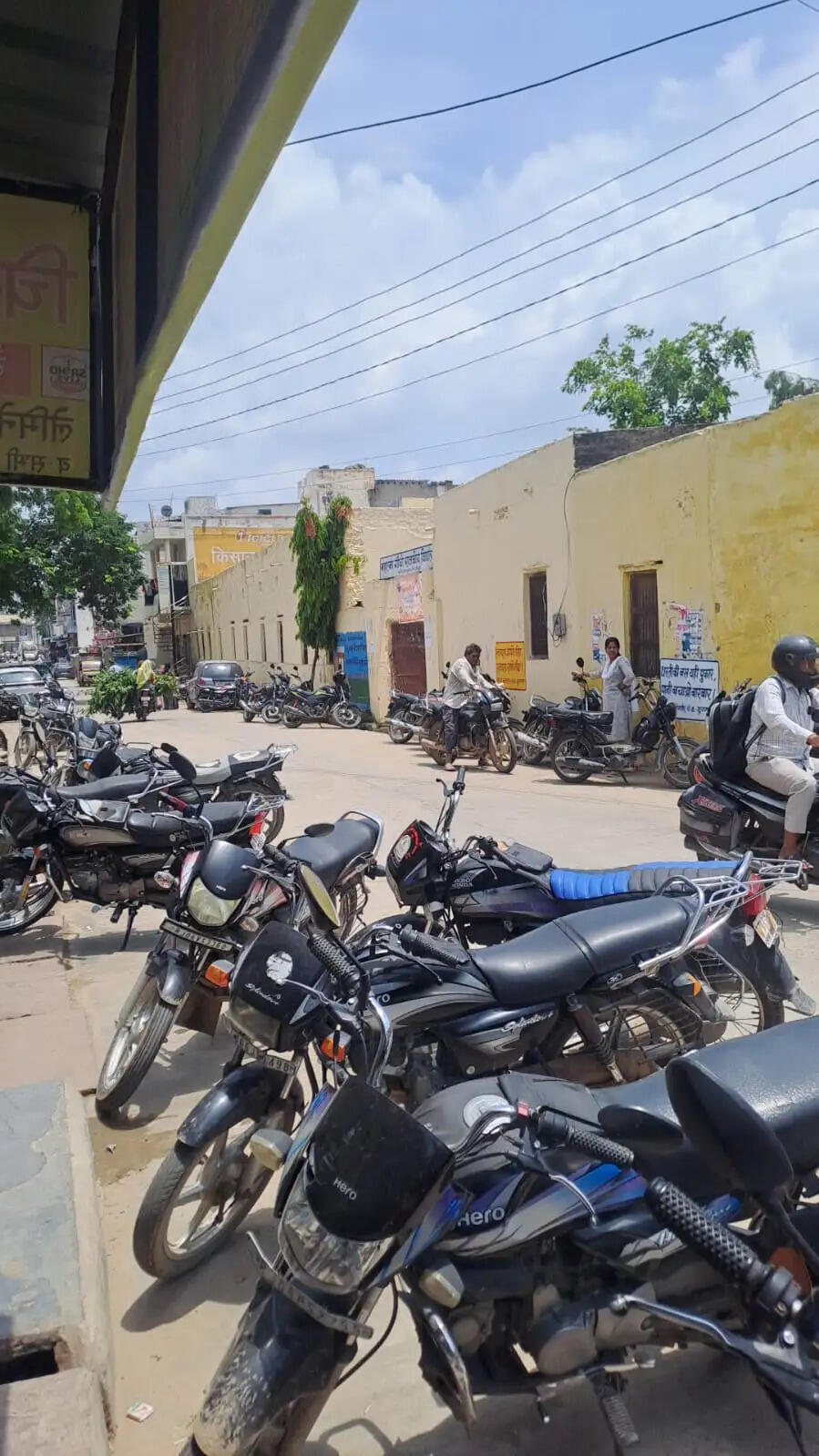 पत्नी की हत्या, फिर पति ने लगा ली फांसी