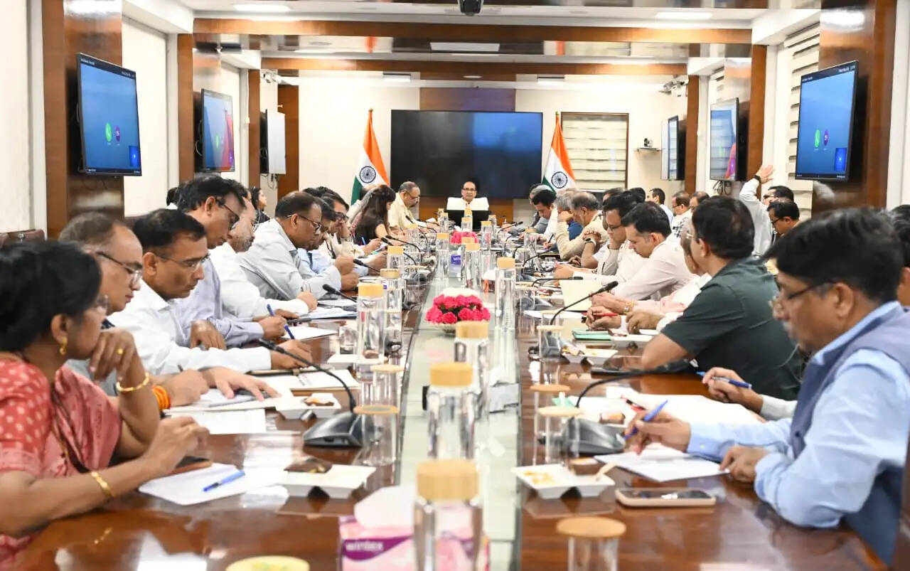 सरकार का काम फाइलों में नहीं, जनता के जीवन में दिखना चाहिएः शिवराज सिंह चौहान