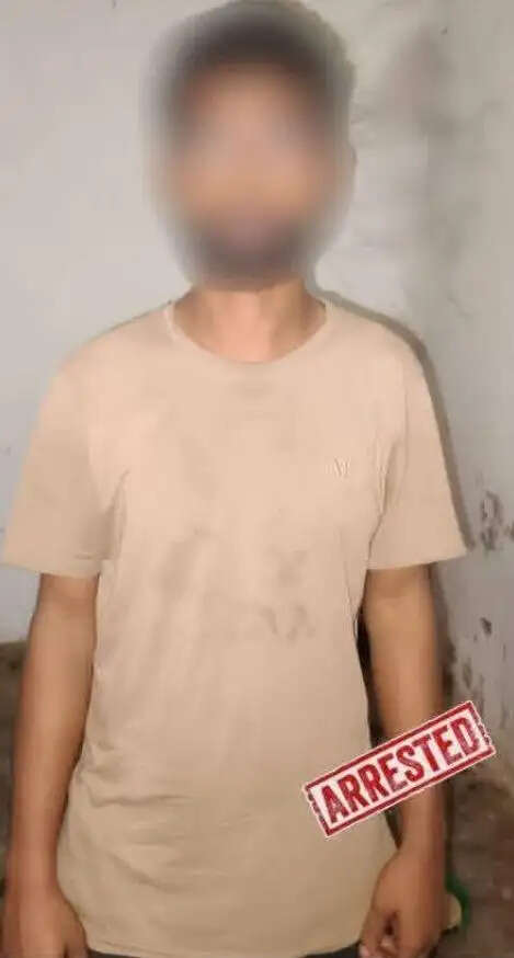 किशनपुर पुलिस की बड़ी सफलता, 396 लीटर विदेशी शराब के साथ तस्कर गिरफ्तार