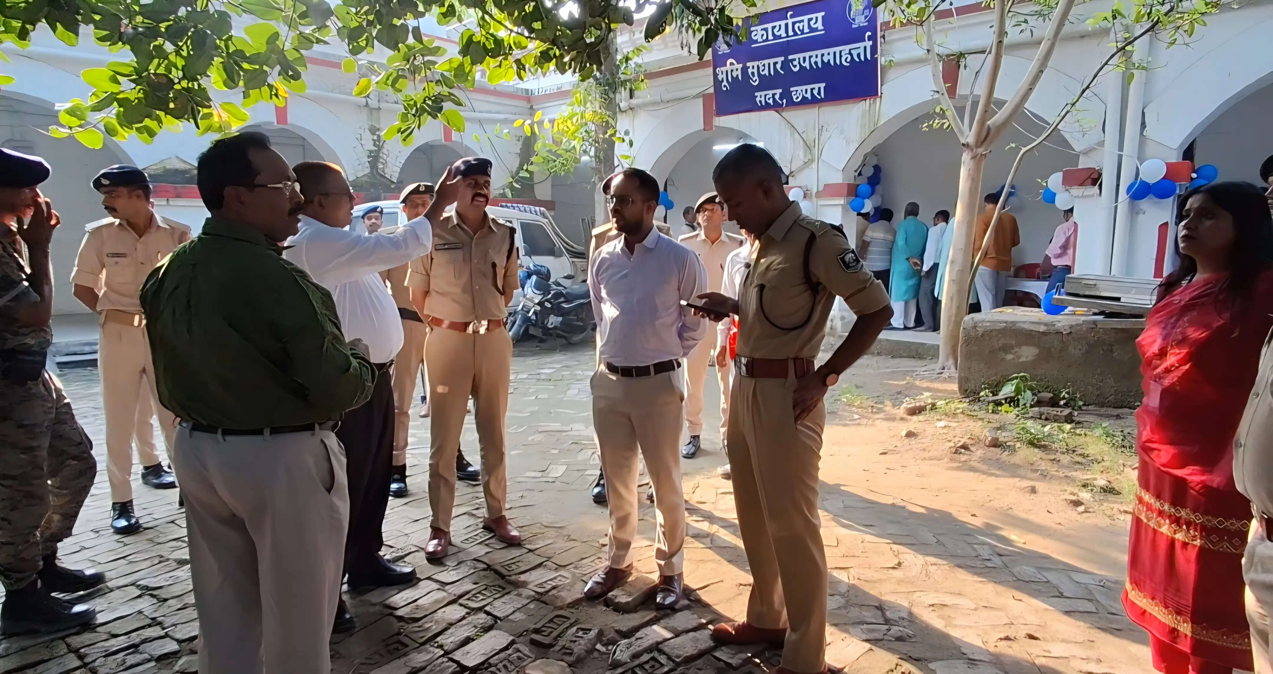 सारण शिक्षक निर्वाचन क्षेत्र में मतदान शुरू