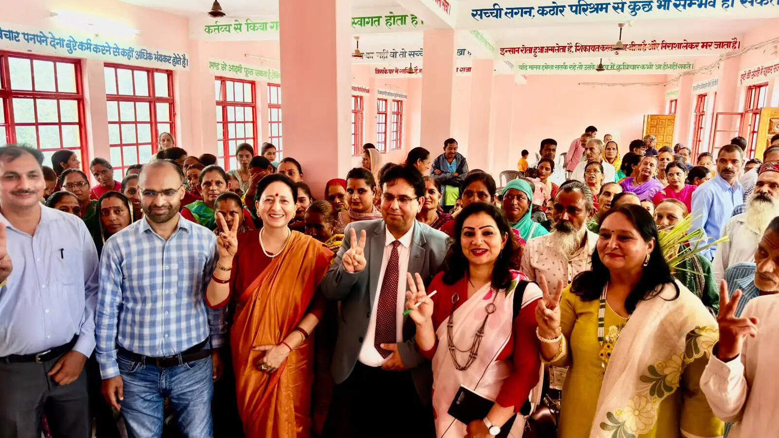 उन्नत चारा उत्पादन एवं पशुपालन : वैज्ञानिकों ने किसानों को दी आधुनिक कृषि एवं पशुपालन की जानकारी