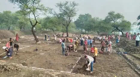 सामुदायिक डबरी निर्माण से जल संरक्षण और ग्रामीण आजीविका को मिलेगा नया आधार