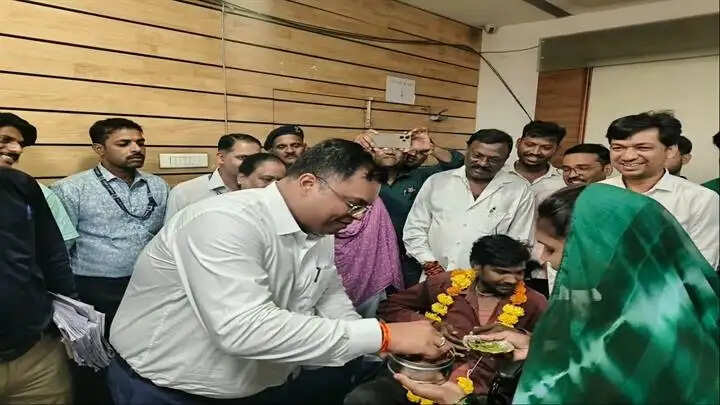 इंदौरः जनसुनवाई बनी जरूरतमंदों के लिए उम्मीद की किरण