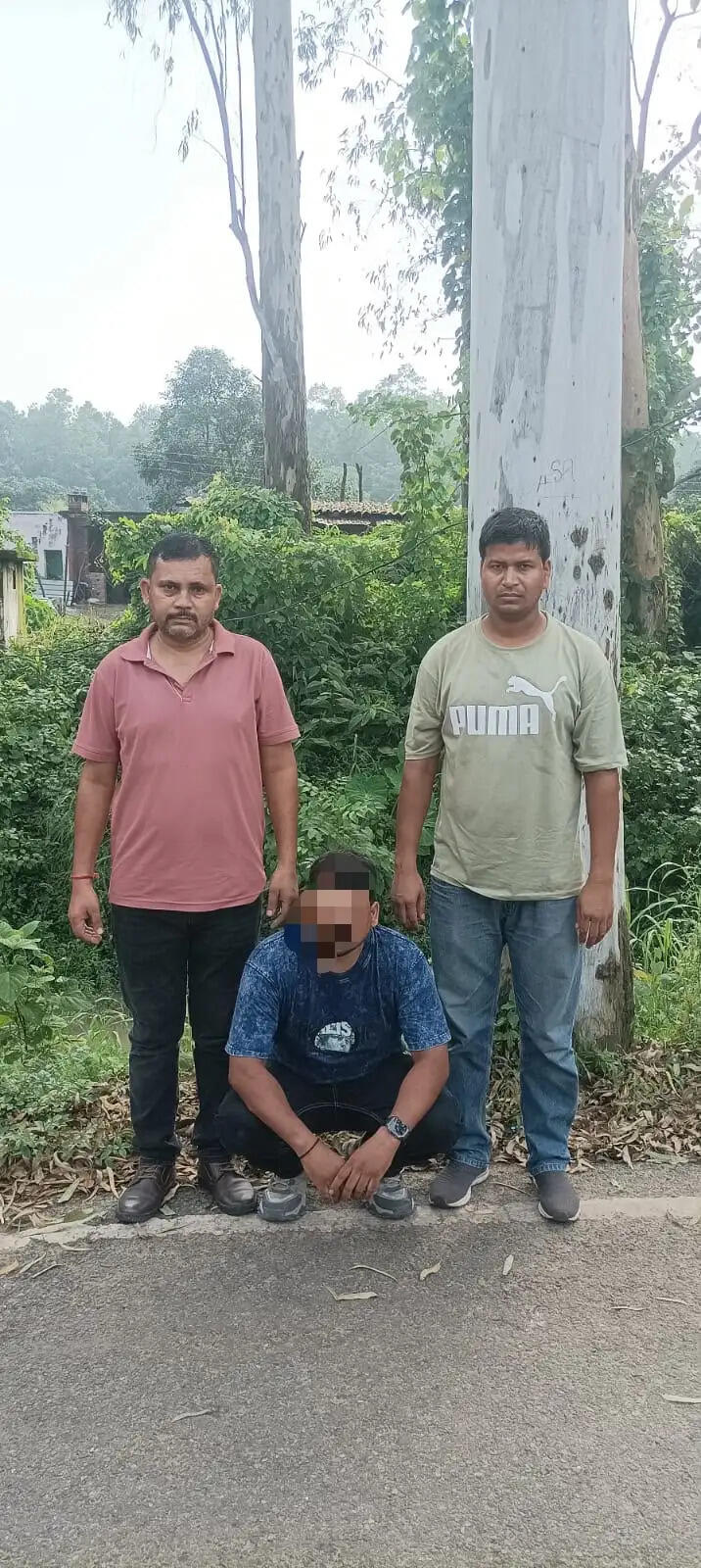 14 साल से फरार उद्घोषित अपराधी उत्तराखंड से गिरफ्तार