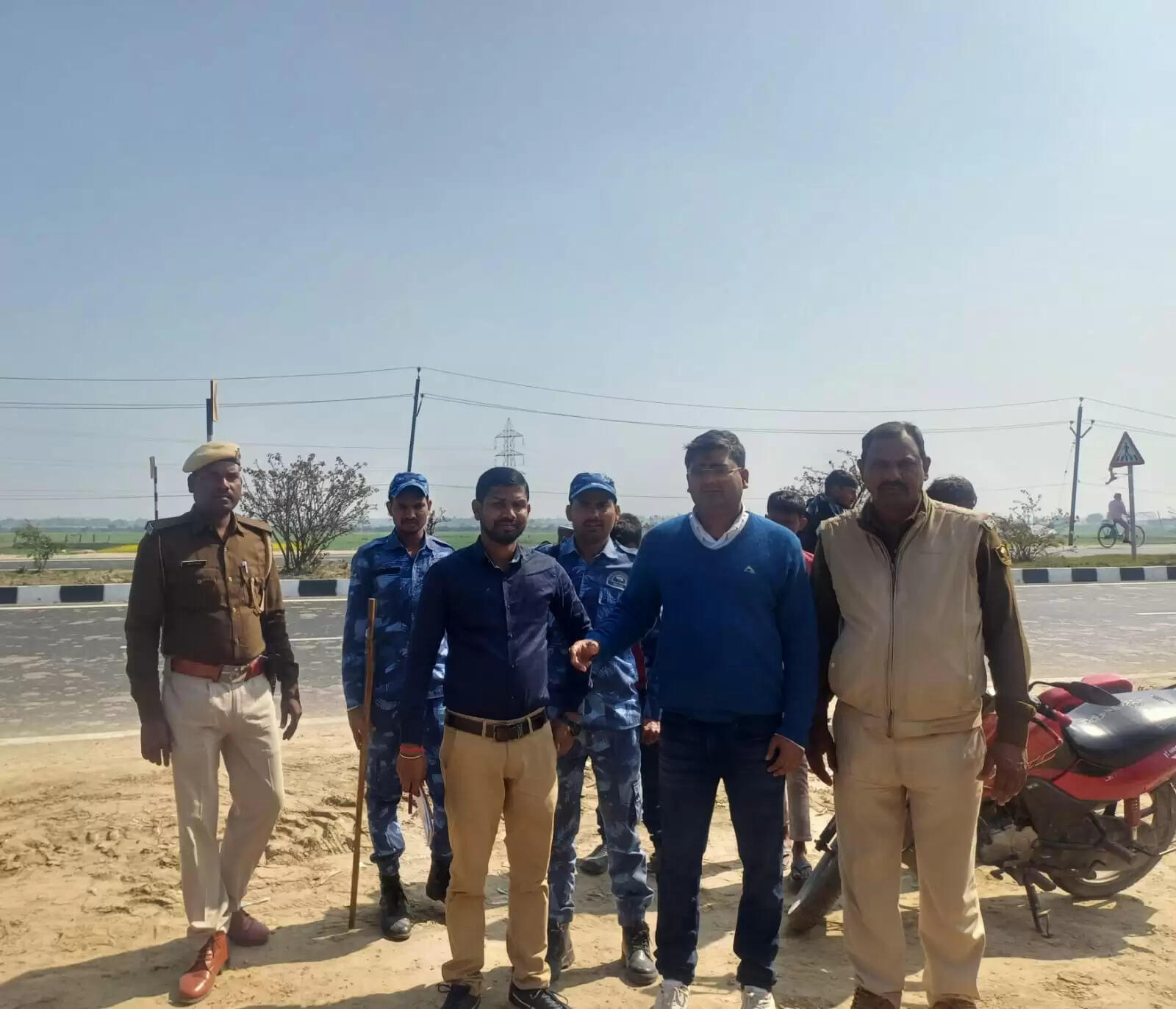 अवैध बालू खनन पर जिला प्रशासन ने की कार्यवाई 6 वाहन जप्त