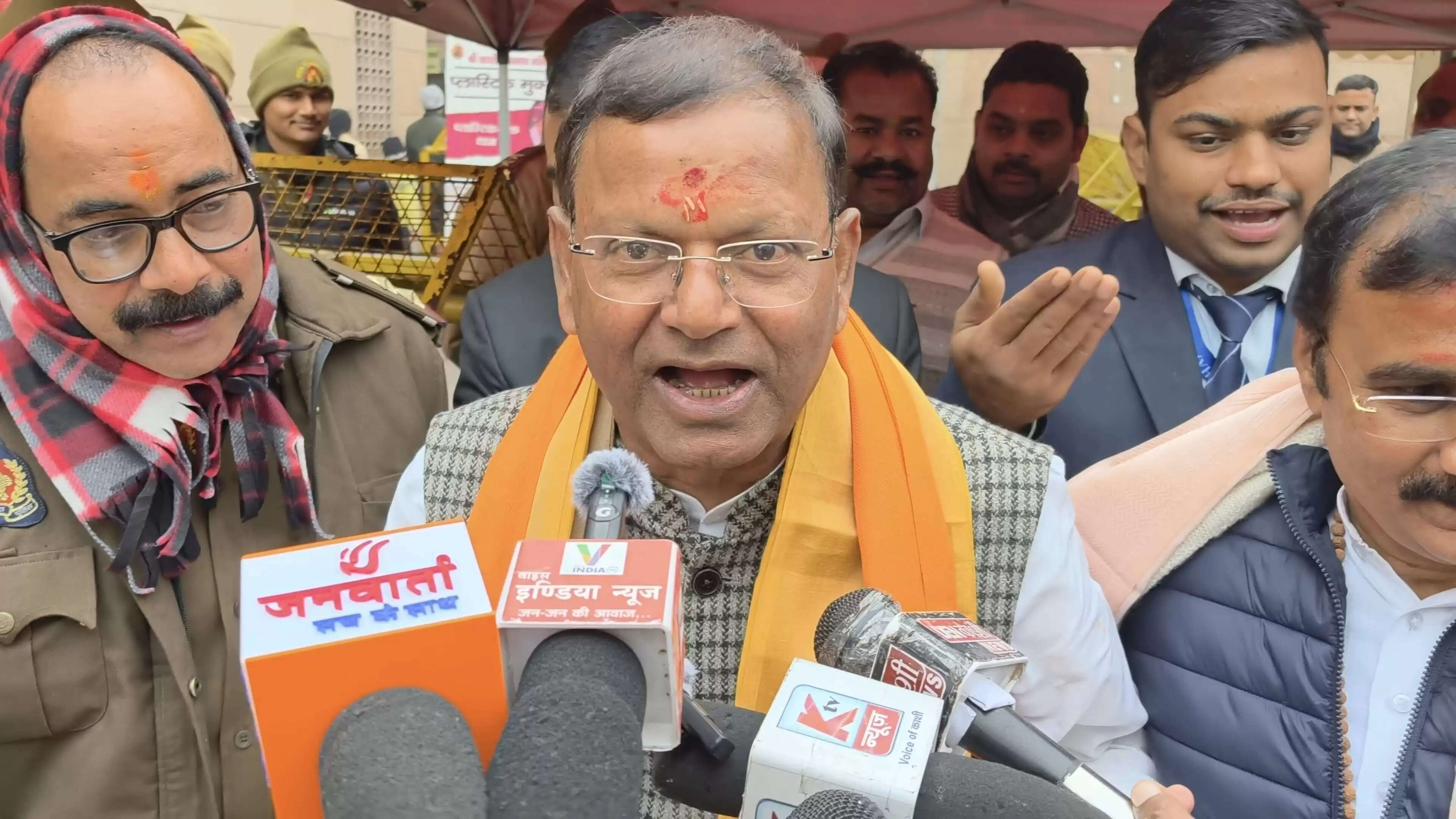 भाजपा प्रदेश अध्यक्ष पंकज चौधरी ने काशी विश्वनाथ में किया दर्शन-पूजन