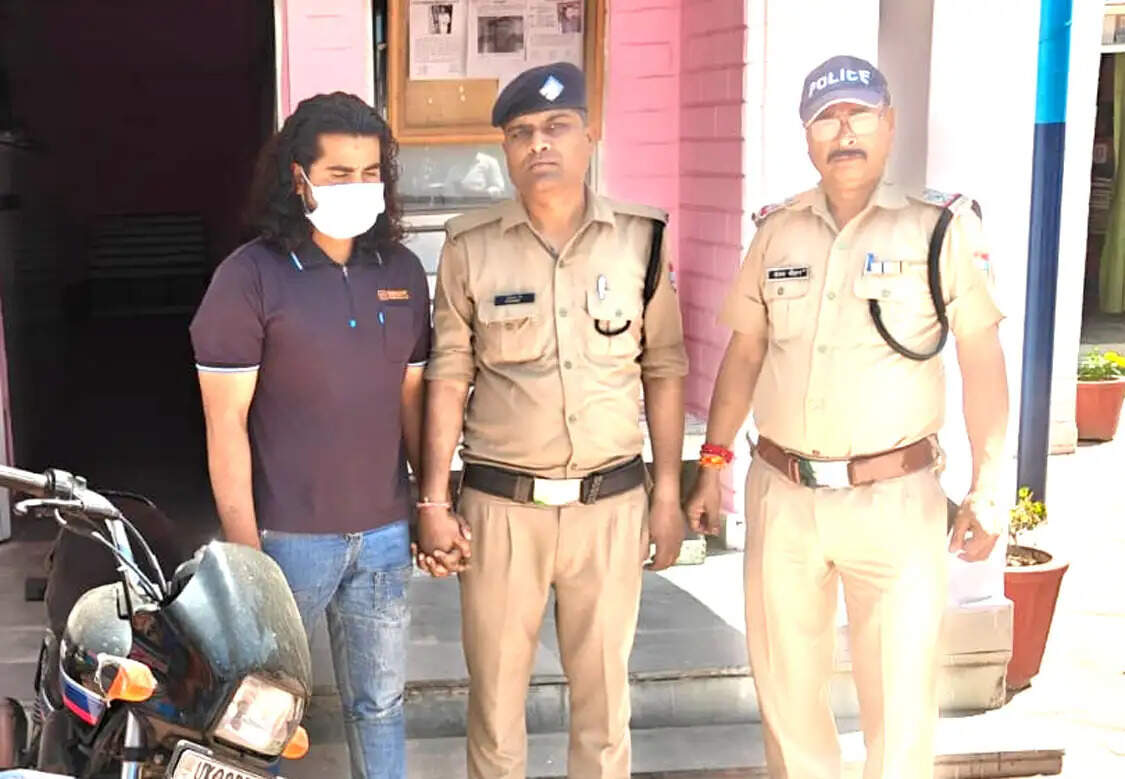 सिडकुल क्षेत्र में महिला के कुंडल छीनने वाला गिरफ्तार