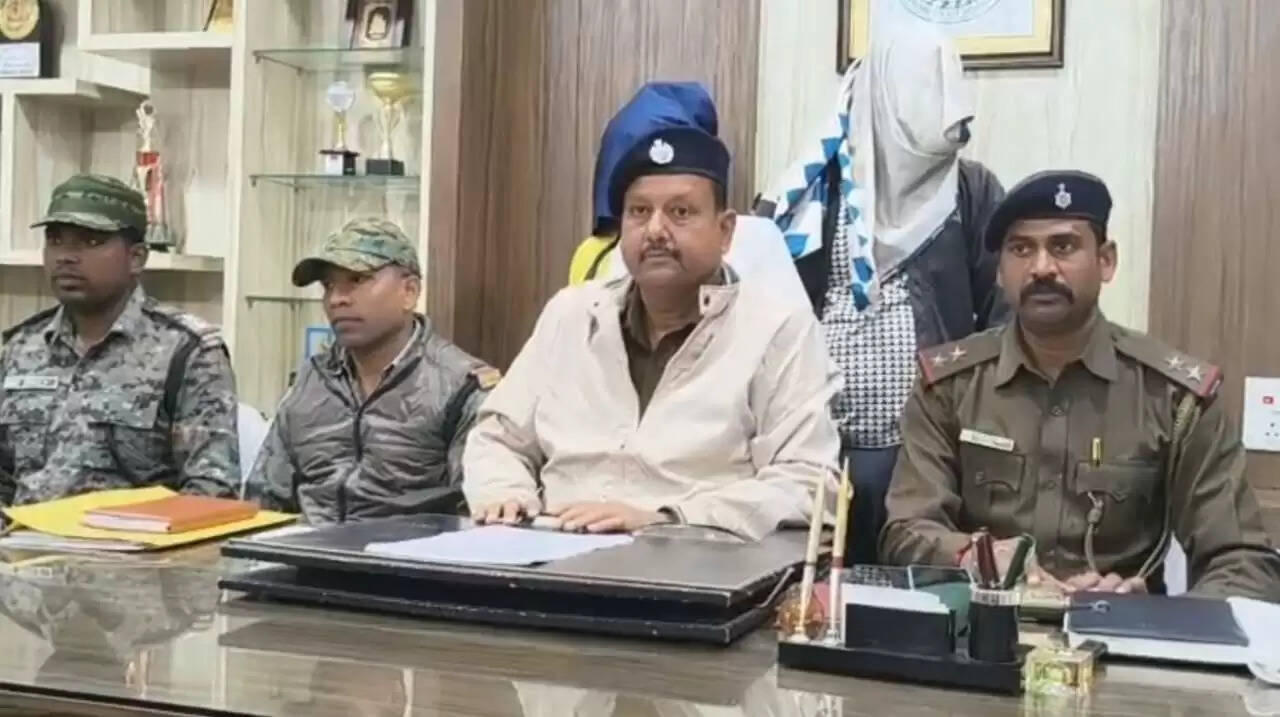 बेटी से छेड़छाड़ का विरोध किया तो पिता को मार डाला