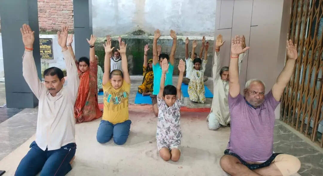 योग से निरोग रहने का संदेश दे रहा योग वैलनेस सेंटर